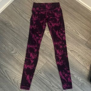 Good condition Lululemon leggings - size 4 - purple tie dye
